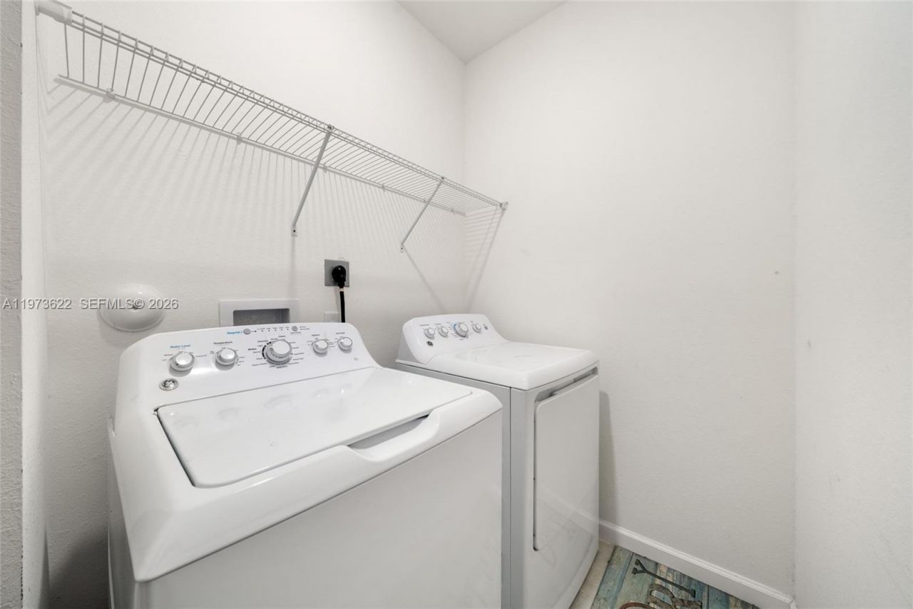 10011 SW 231st Ln, Miami, FL 33190 Photo