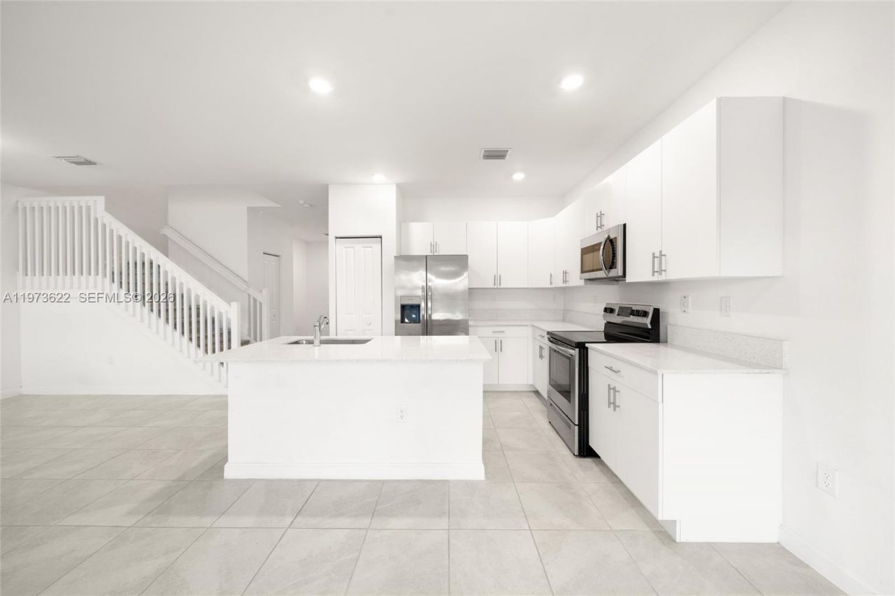 10011 SW 231st Ln, Miami, FL 33190 Photo