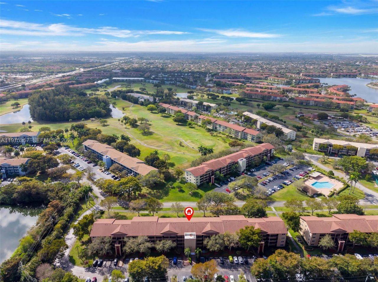 12750 SW 4th Ct, Unit 314J, Pembroke Pines, FL 33027 Photo