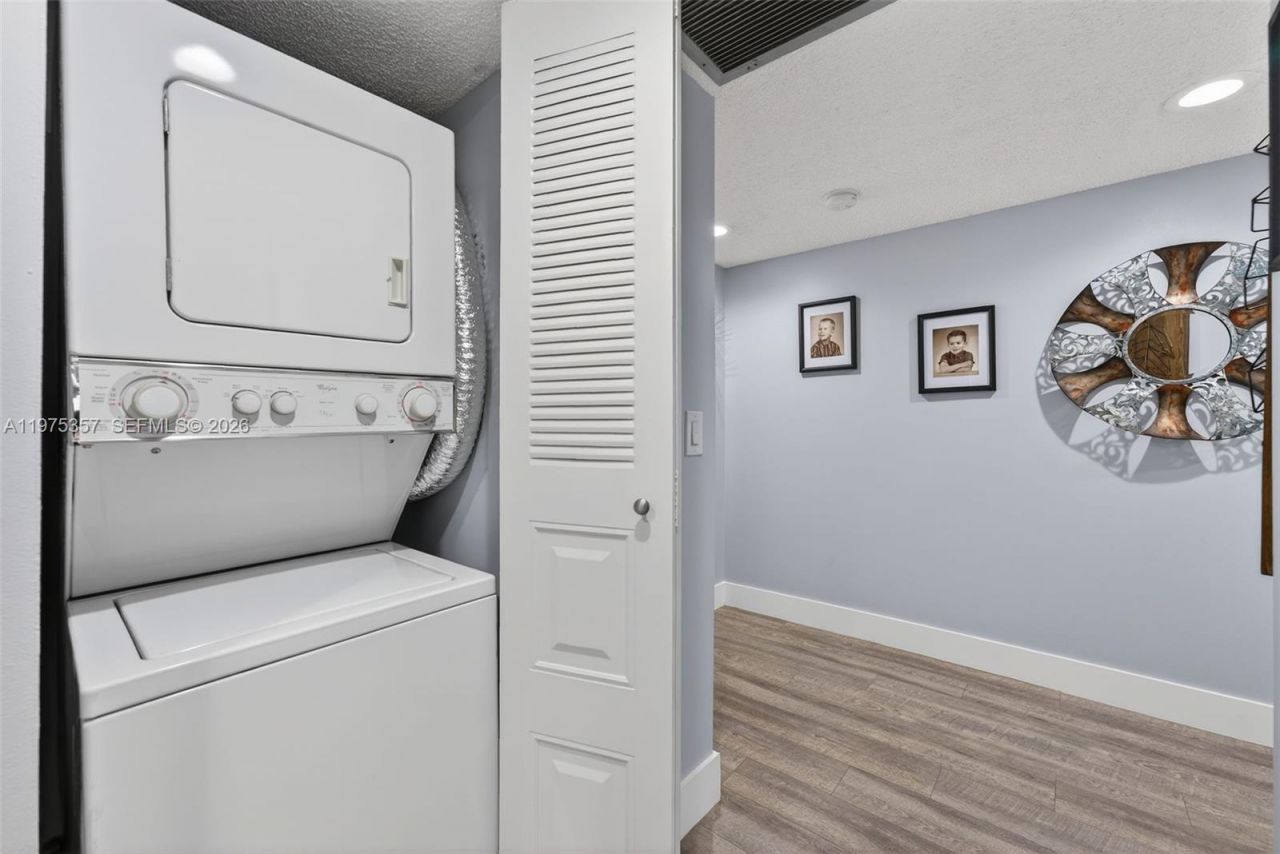 12750 SW 4th Ct, Unit 314J, Pembroke Pines, FL 33027 Photo