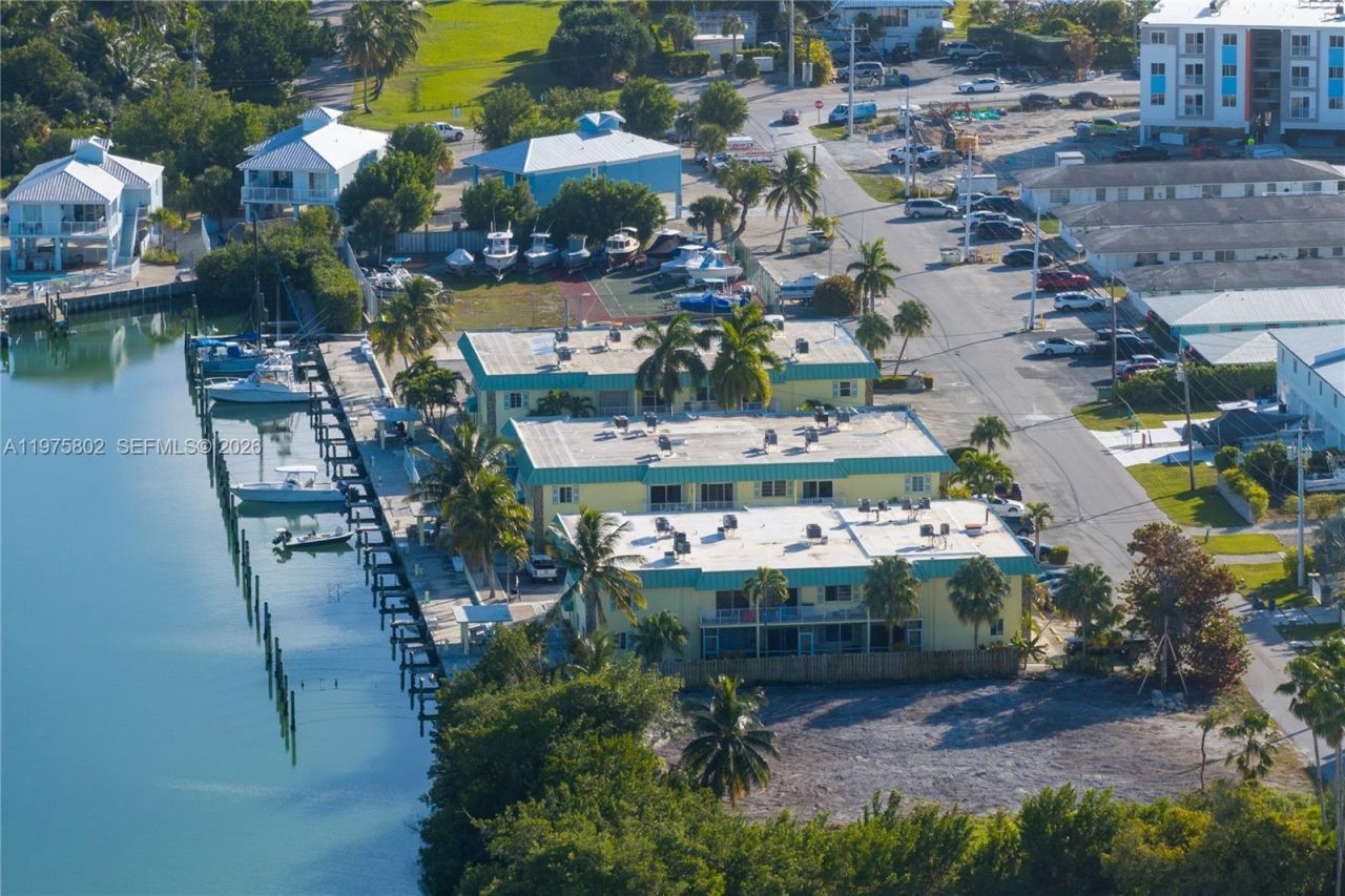 105 Avenue D , Unit 113, Marathon, FL 33050 Photo