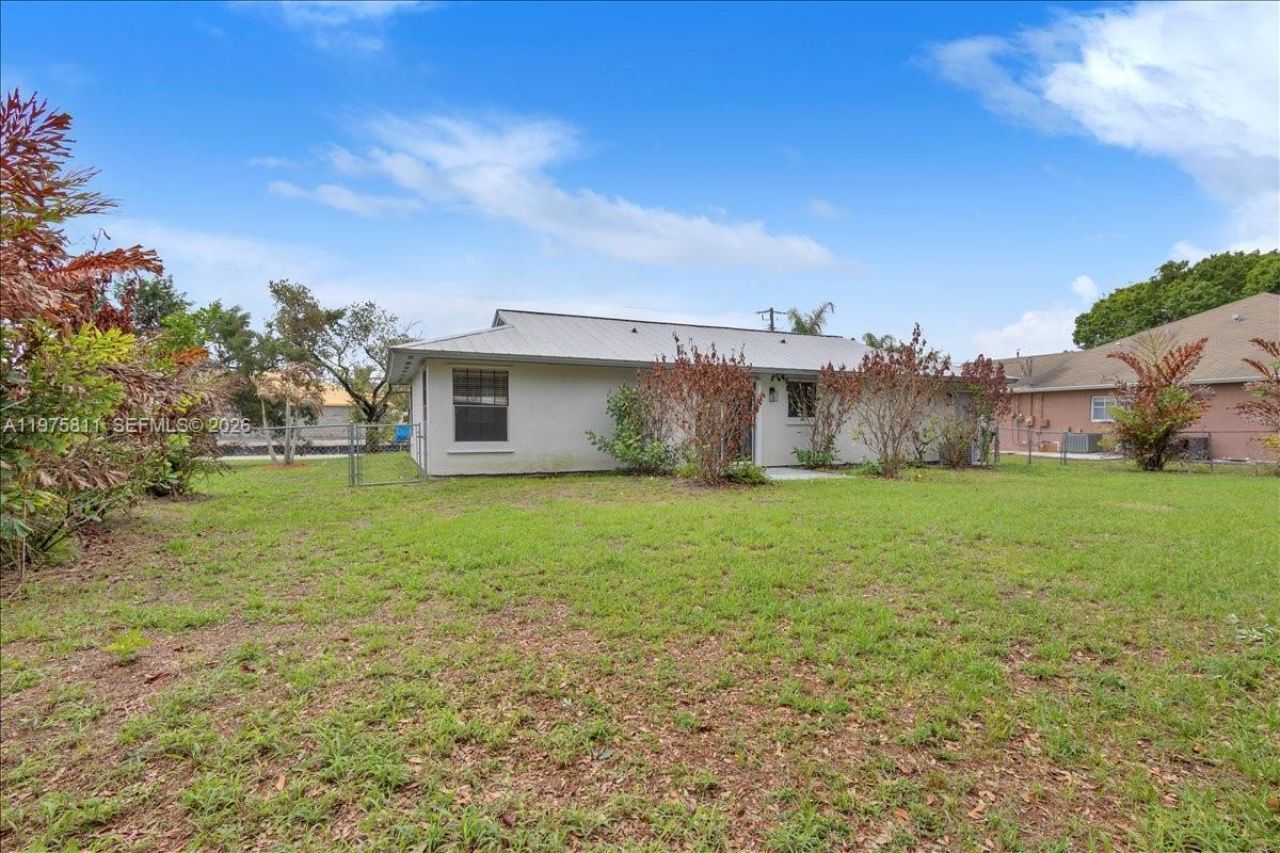 841 NW Riverside Dr, Port Saint Lucie, FL 34983 Photo