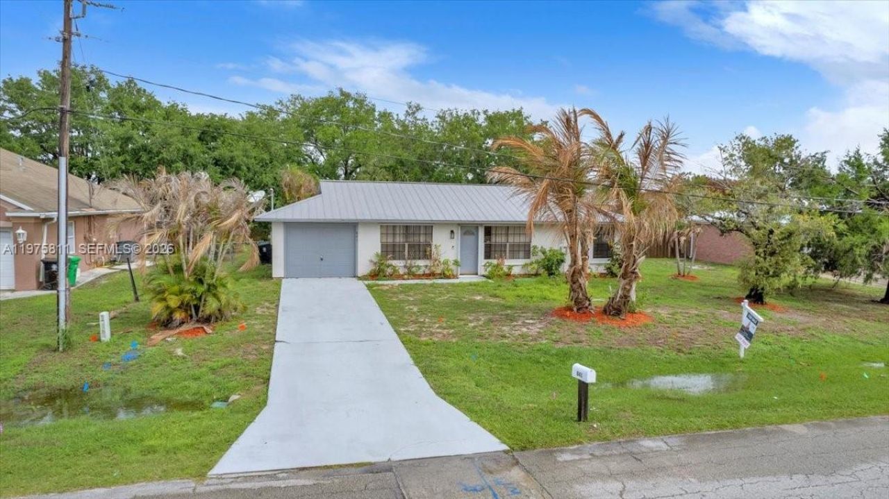 841 NW Riverside Dr, Port Saint Lucie, FL 34983 Photo