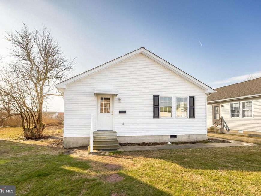 315 Broadway Street, Crisfield, MD 21817 Main Photo