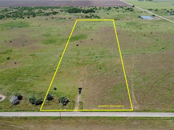 10.33 Hiller Rd , Inez, TX 77968