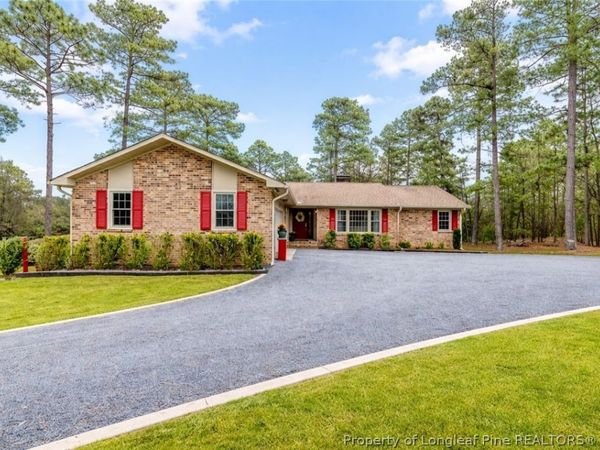 30 Sabbatia Drive, Whispering Pines, NC 28327