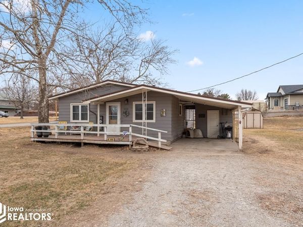 308 Karr Avenue, Bloomfield, IA 52537