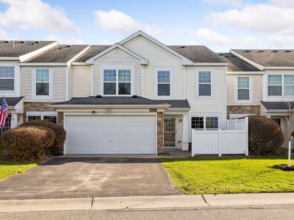 4810 149th Street N, Unit 4, Hugo, MN 55038