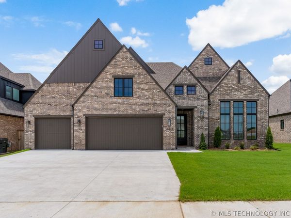 14244 S Delaware Place S, Bixby, OK 74008