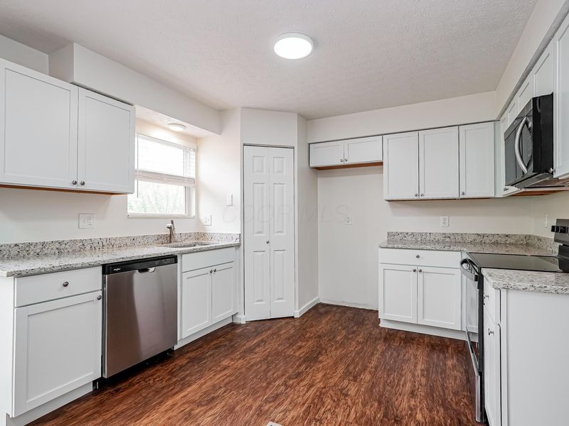 108 Camden Lane, Delaware, OH 43015 Photo 6