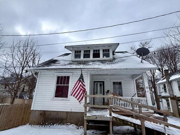 10 Gray Ct, Mansfield, OH 44903