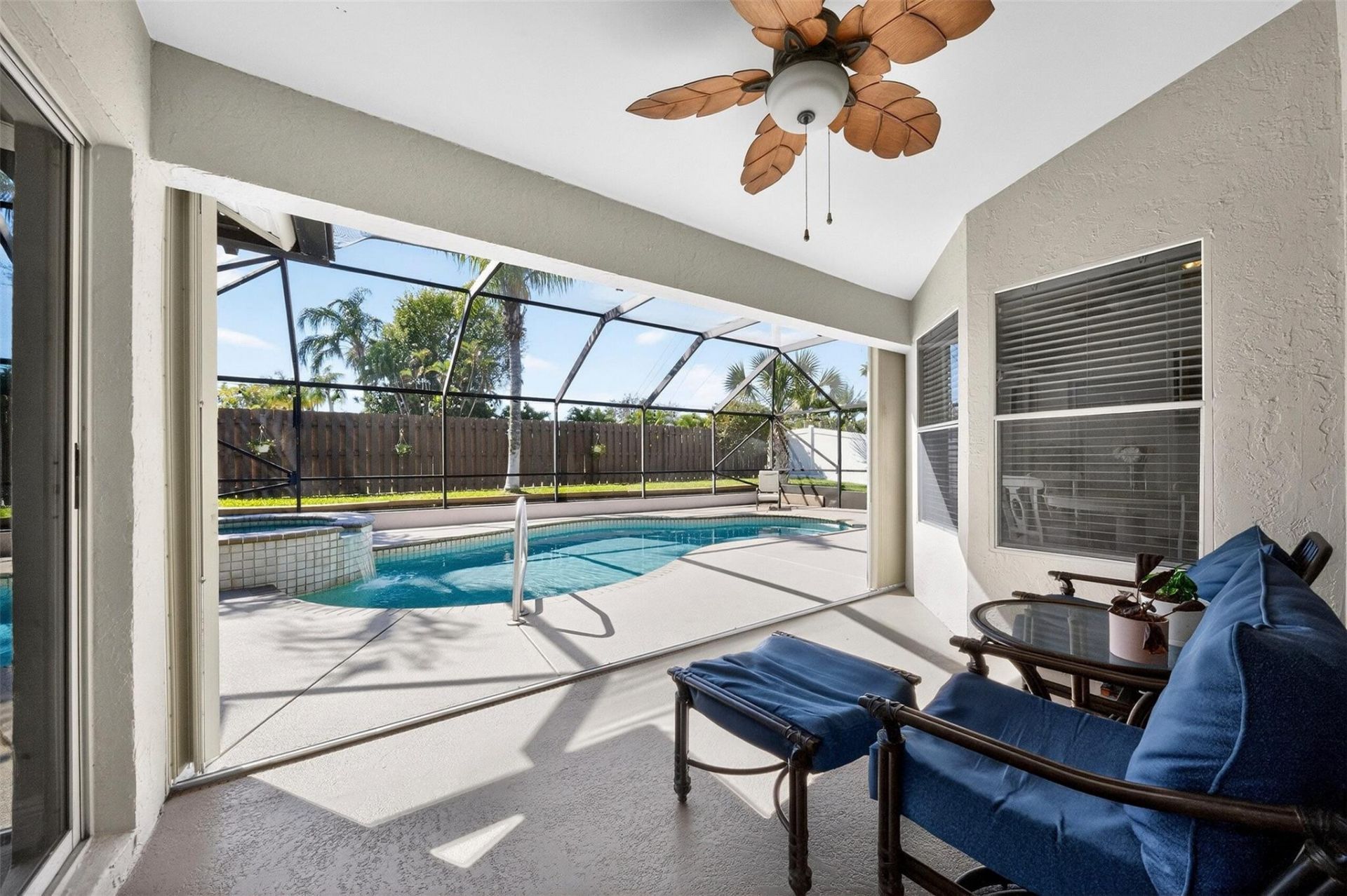 2 Meadows Park Ln, Boynton Beach, FL 33436 Photo