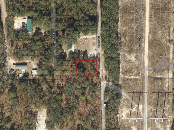 105 Miami Ave, Palatka, FL 32177