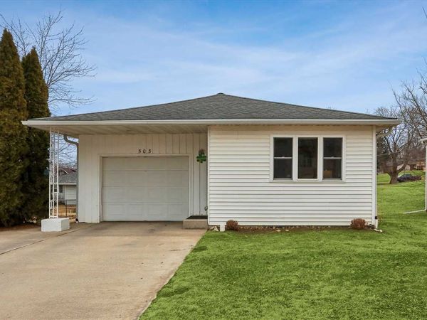 503 S Walnut Street, Williamsburg, IA 52361