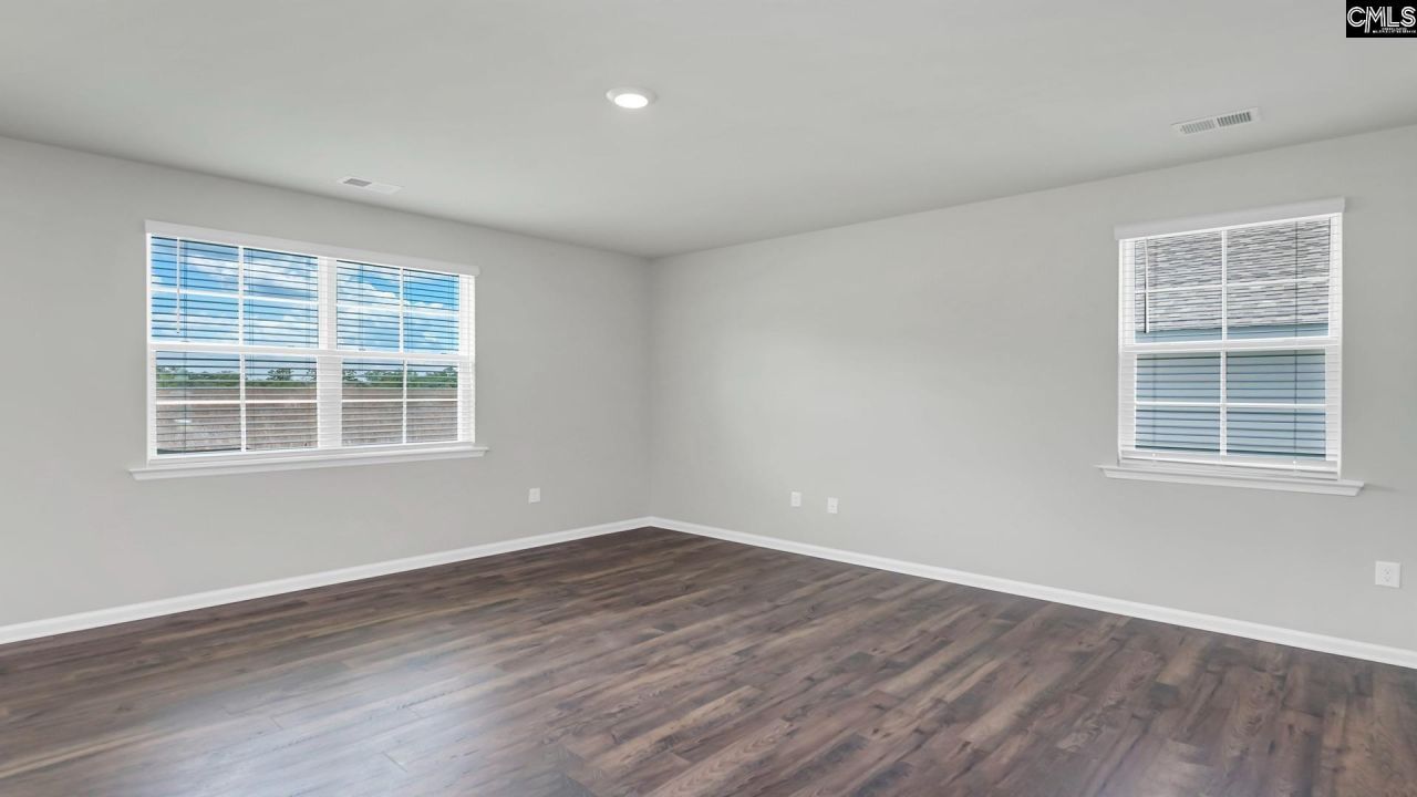 214 Livingston Woods Drive  Photo 13