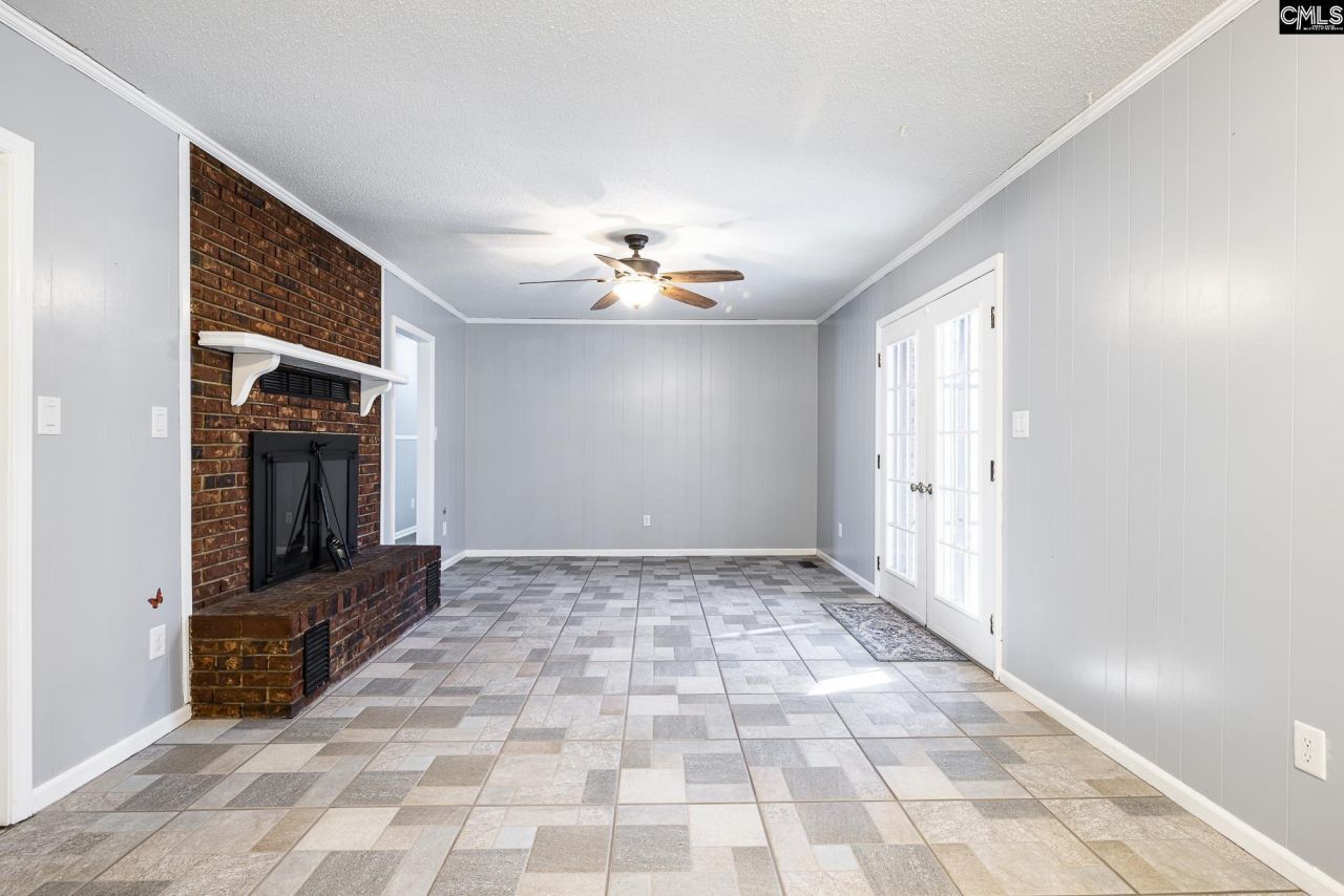 1046 Tanglewood Court Photo 14