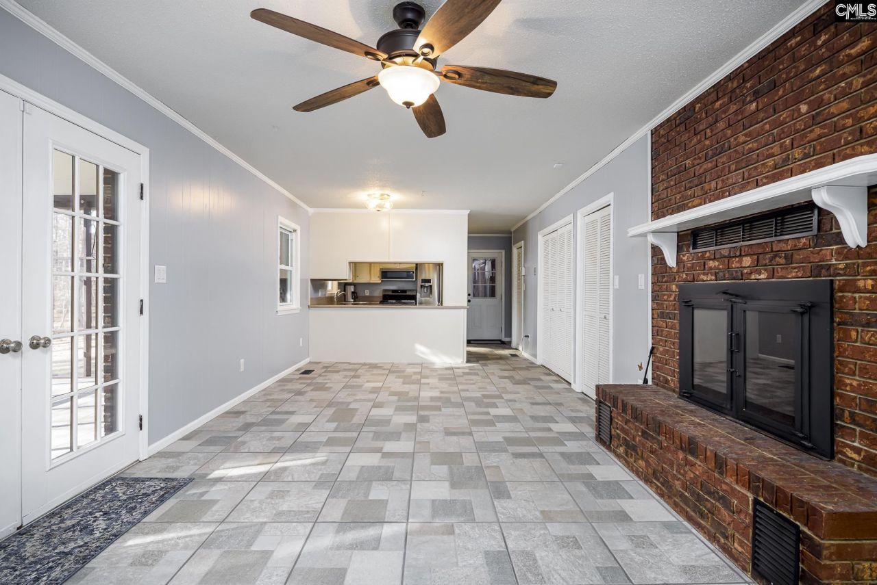 1046 Tanglewood Court Photo 16