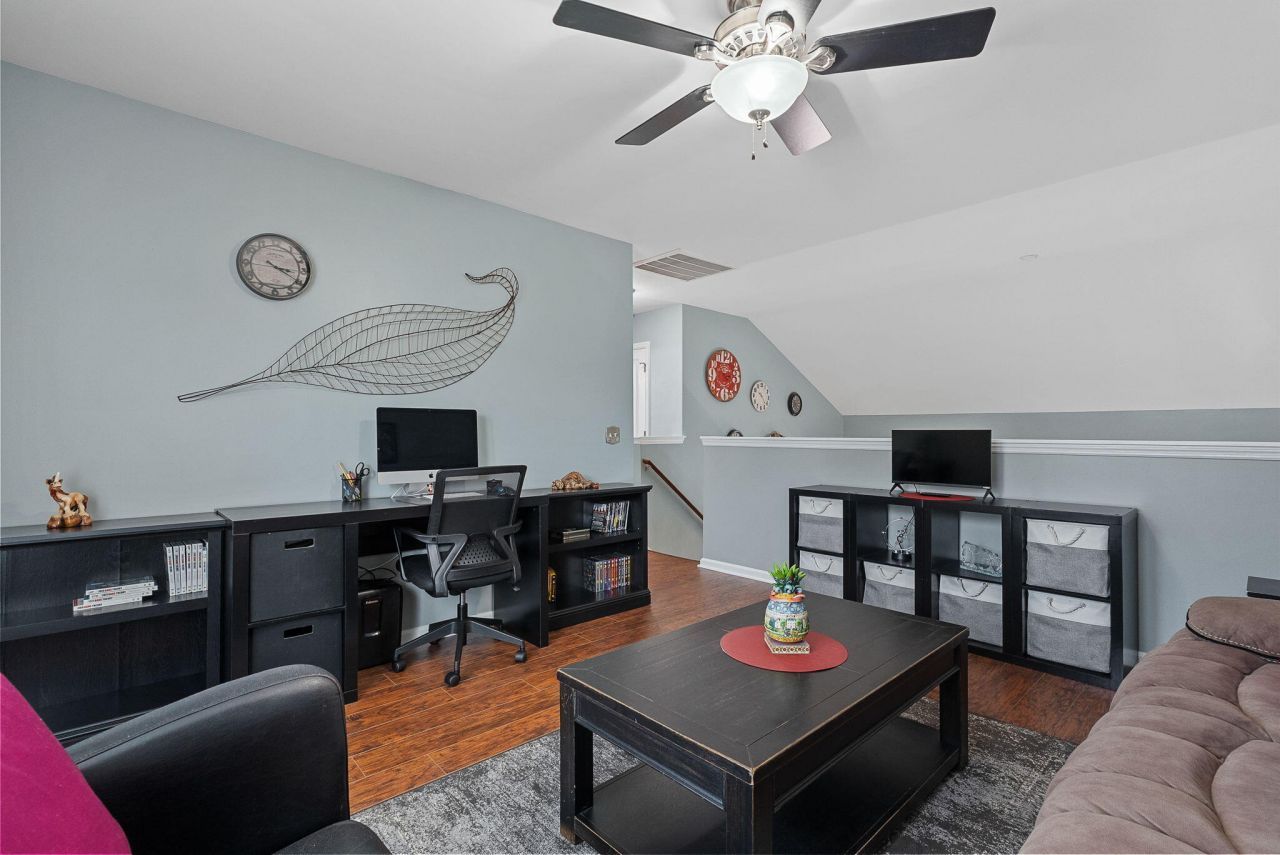 9761 Stockport Circle Photo 28