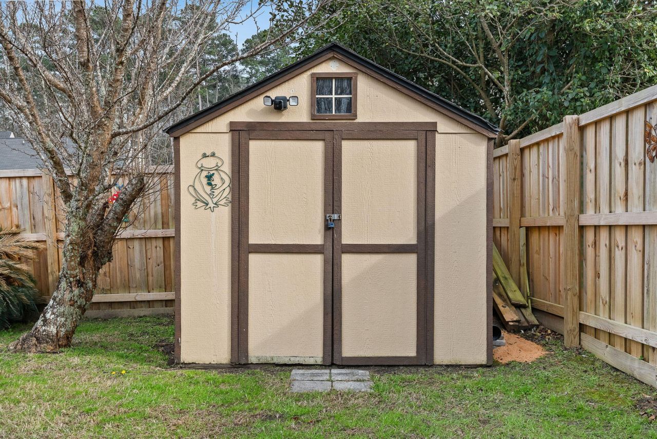 9761 Stockport Circle Photo 36