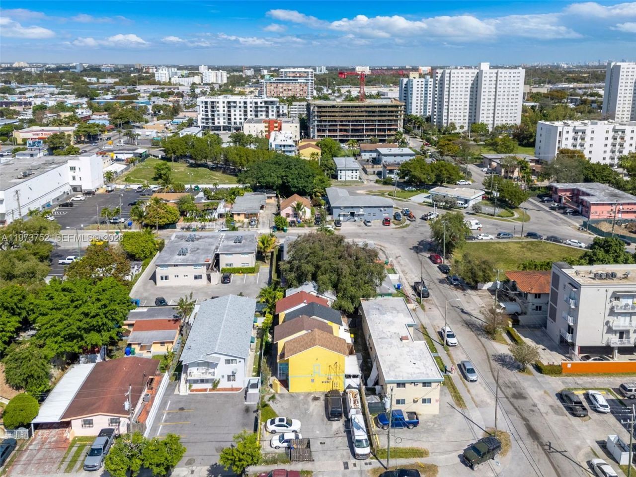 1613 NW 16th St, Unit E, Miami, FL 33125 Photo