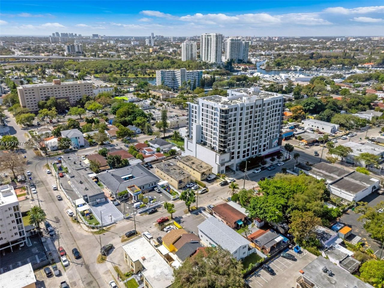 1613 NW 16th St, Unit E, Miami, FL 33125 Photo