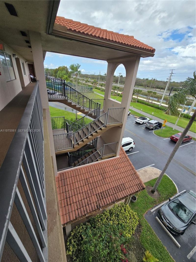 1000 SW 125th Ave , Unit 412N, Pembroke Pines, FL 33027 Photo