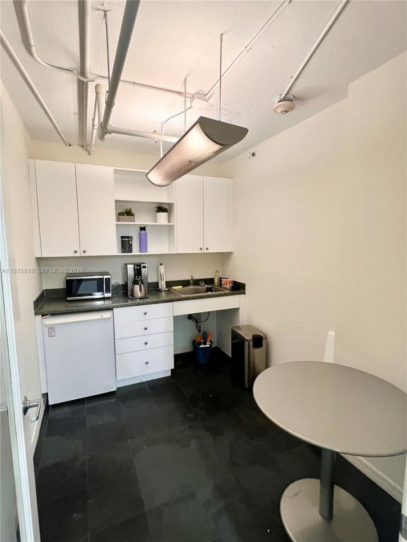 1330 West Ave , Unit CU-402, Miami Beach, FL 33139 Photo