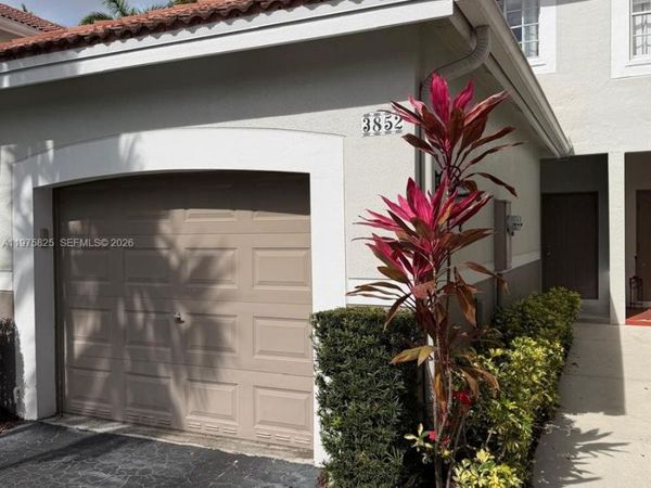 3852 San Simeon Cir , Weston, FL 33331