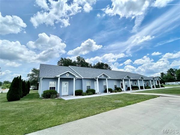 700 W Ferdon Street , Litchfield, IL 62056