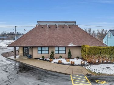 8180 Wehrle Drive, Buffalo, NY 14221