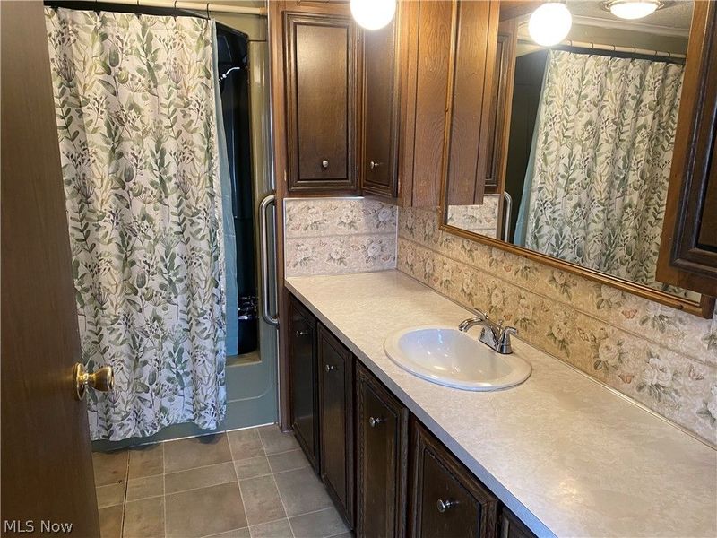 34424 Euclid Avenue , Unit 252, Willoughby, OH 44094 Photo 14