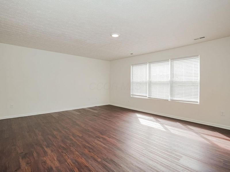 5388 Englecrest Drive , Canal Winchester, OH 43110 Photo 12