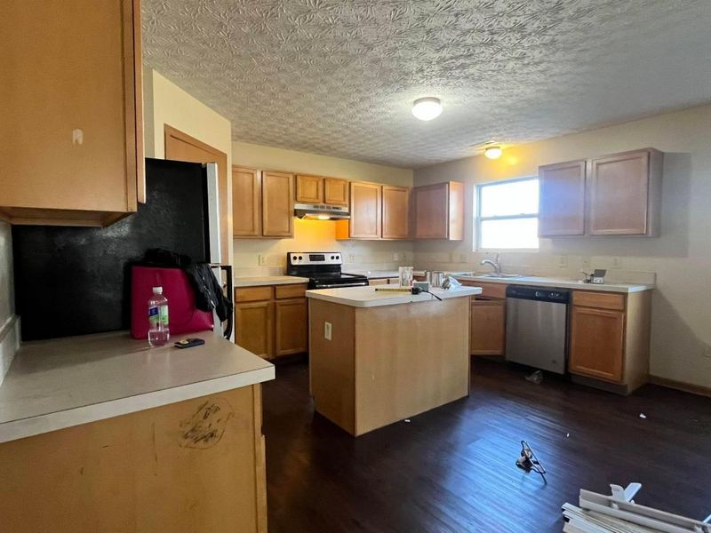 5388 Englecrest Drive , Canal Winchester, OH 43110 Photo 4