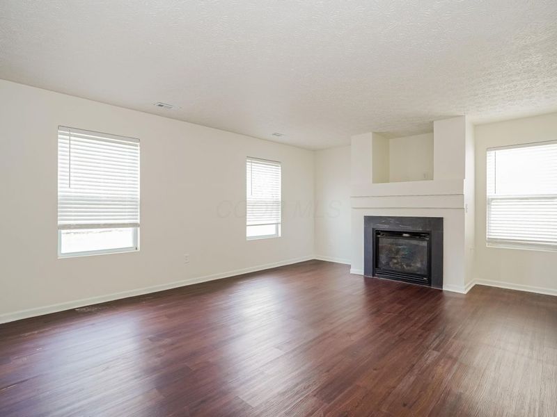 5388 Englecrest Drive , Canal Winchester, OH 43110 Photo 6