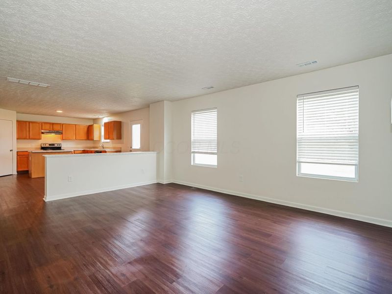 5388 Englecrest Drive , Canal Winchester, OH 43110 Photo 7