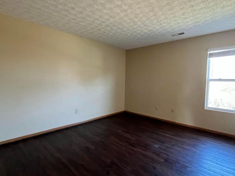 5388 Englecrest Drive , Canal Winchester, OH 43110 Photo 8