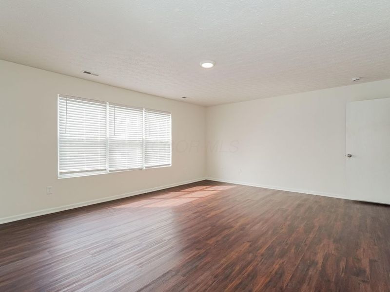 5388 Englecrest Drive , Canal Winchester, OH 43110 Photo 9