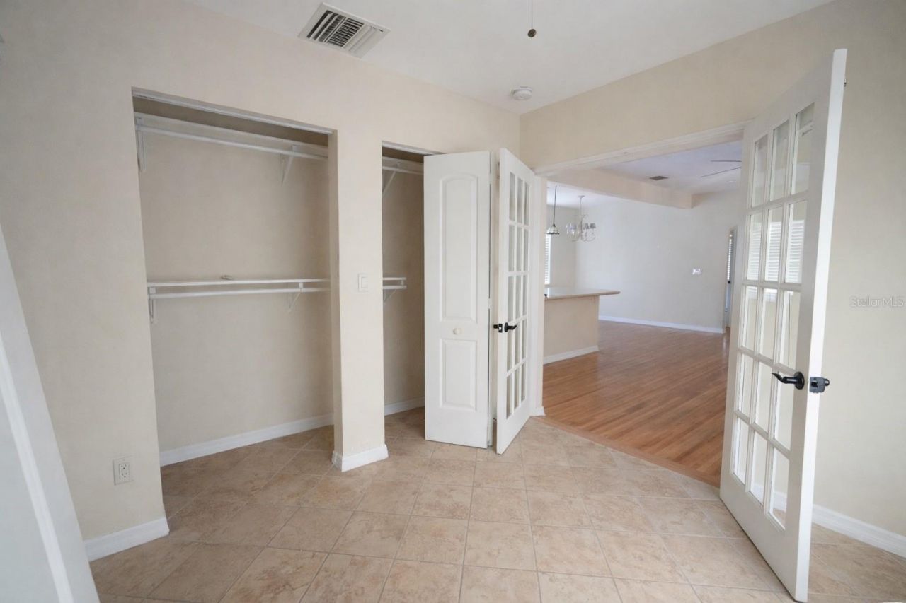 601 34th Avenue Ne, Saint Petersburg, FL 33704 Photo