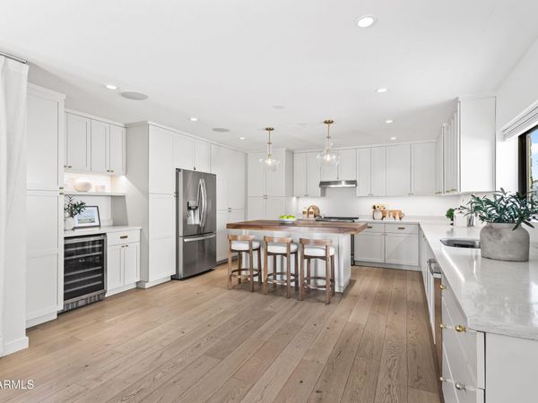 7328 E KRALL Street, Scottsdale, AZ 85250