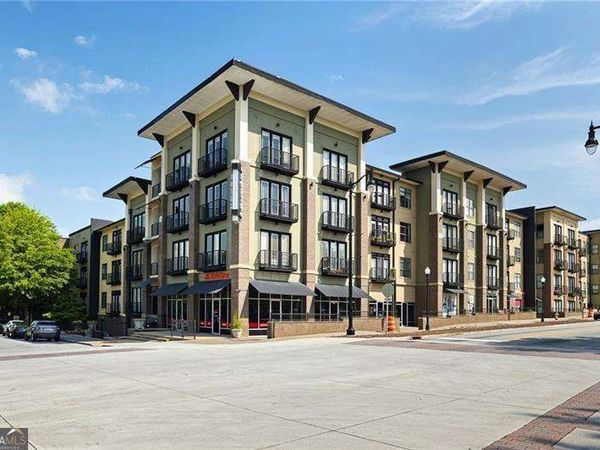 5300 PEACHTREE Road, Unit 2309, Chamblee, GA 30341