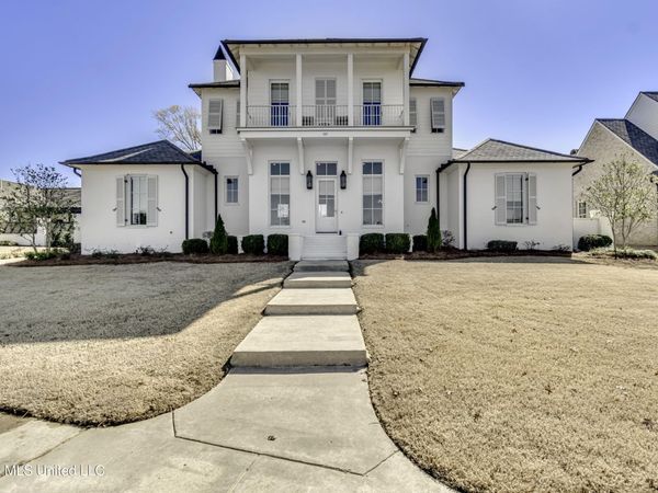 105 Stone Lake Drive, Madison, MS 39110