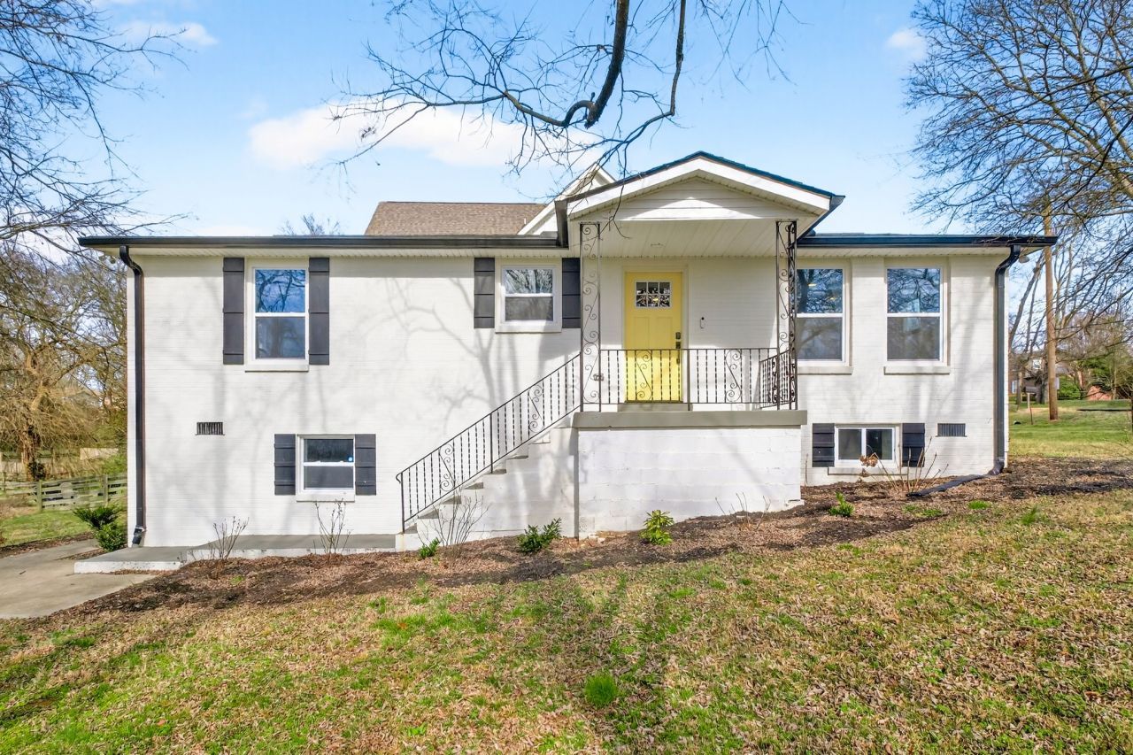 1725 Roger Ave, Nashville, TN 37207 Main Photo