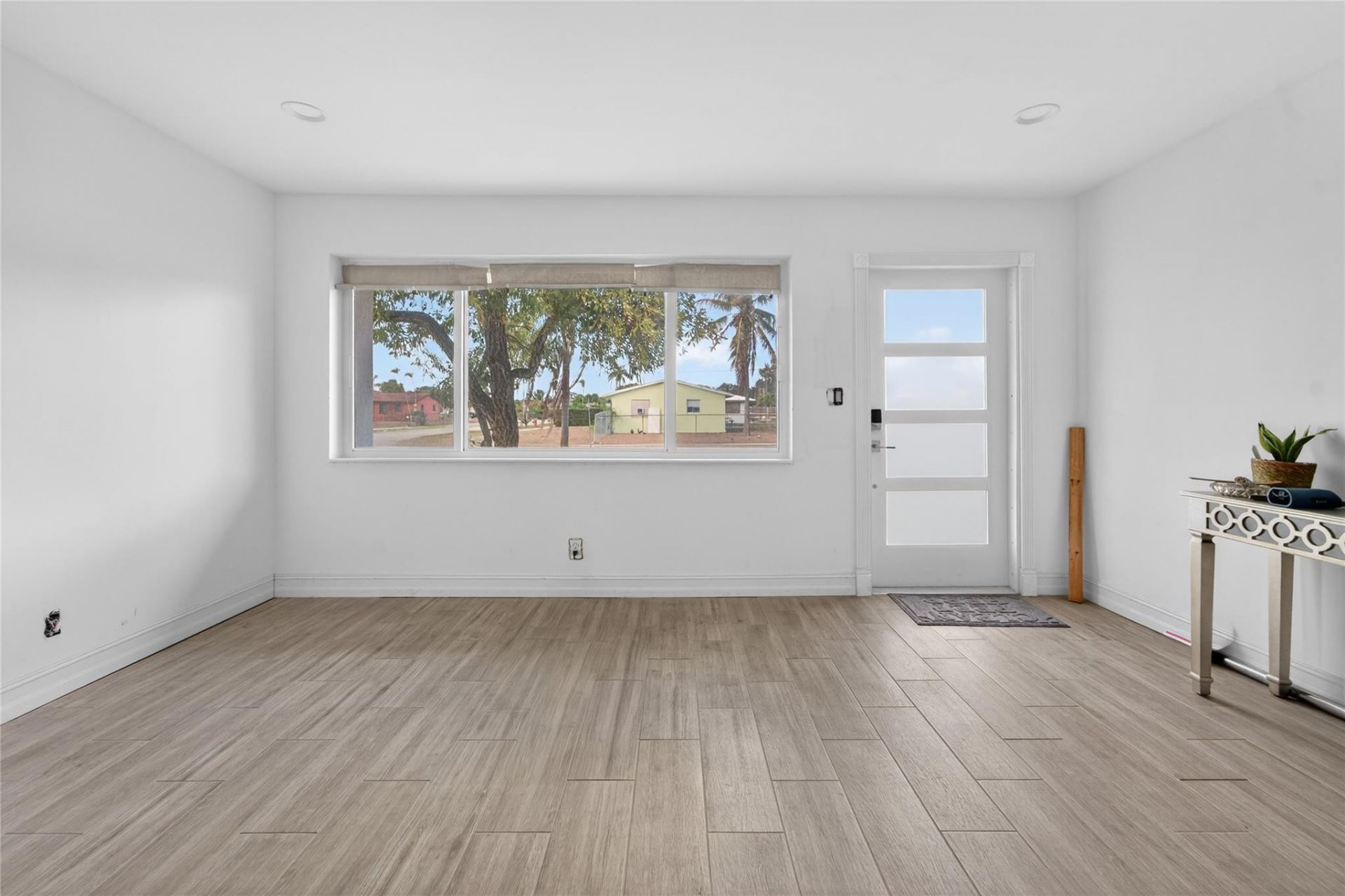 241 W 20th Street, Riviera Beach, FL 33404 Photo