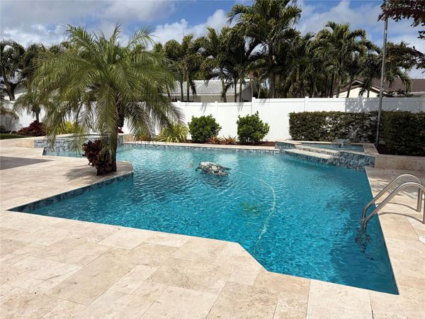 2143 NE 65th Street, Fort Lauderdale, FL 33308