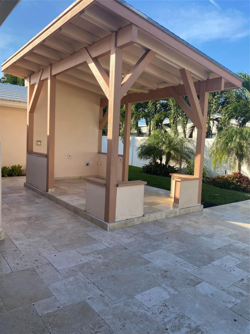 2143 NE 65th Street, Fort Lauderdale, FL 33308 Photo