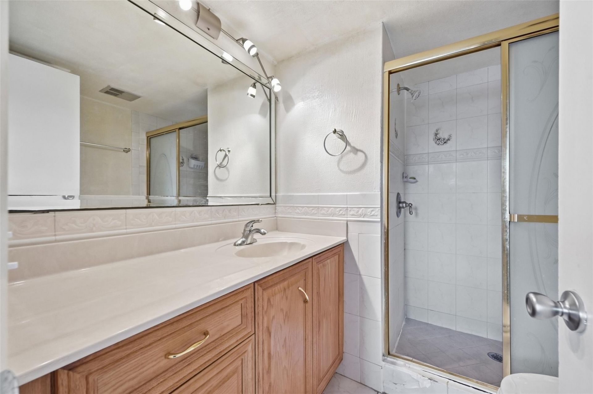 8040 N Sunrise Lakes Dr, Unit 303, Fort Lauderdale, FL 33322 Photo