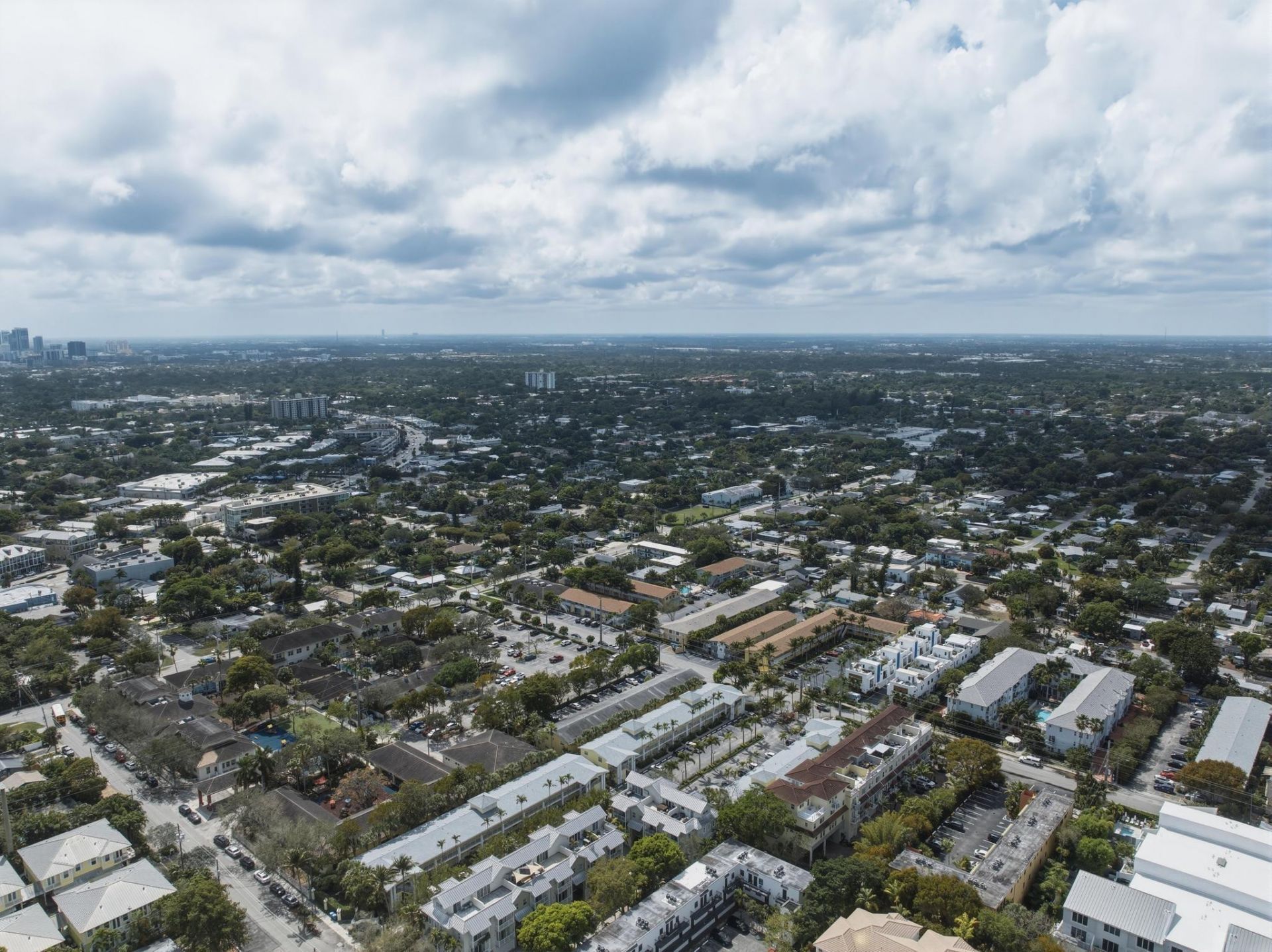 2660 NE 8th Ave, Unit 102, Wilton Manors, FL 33334 Photo