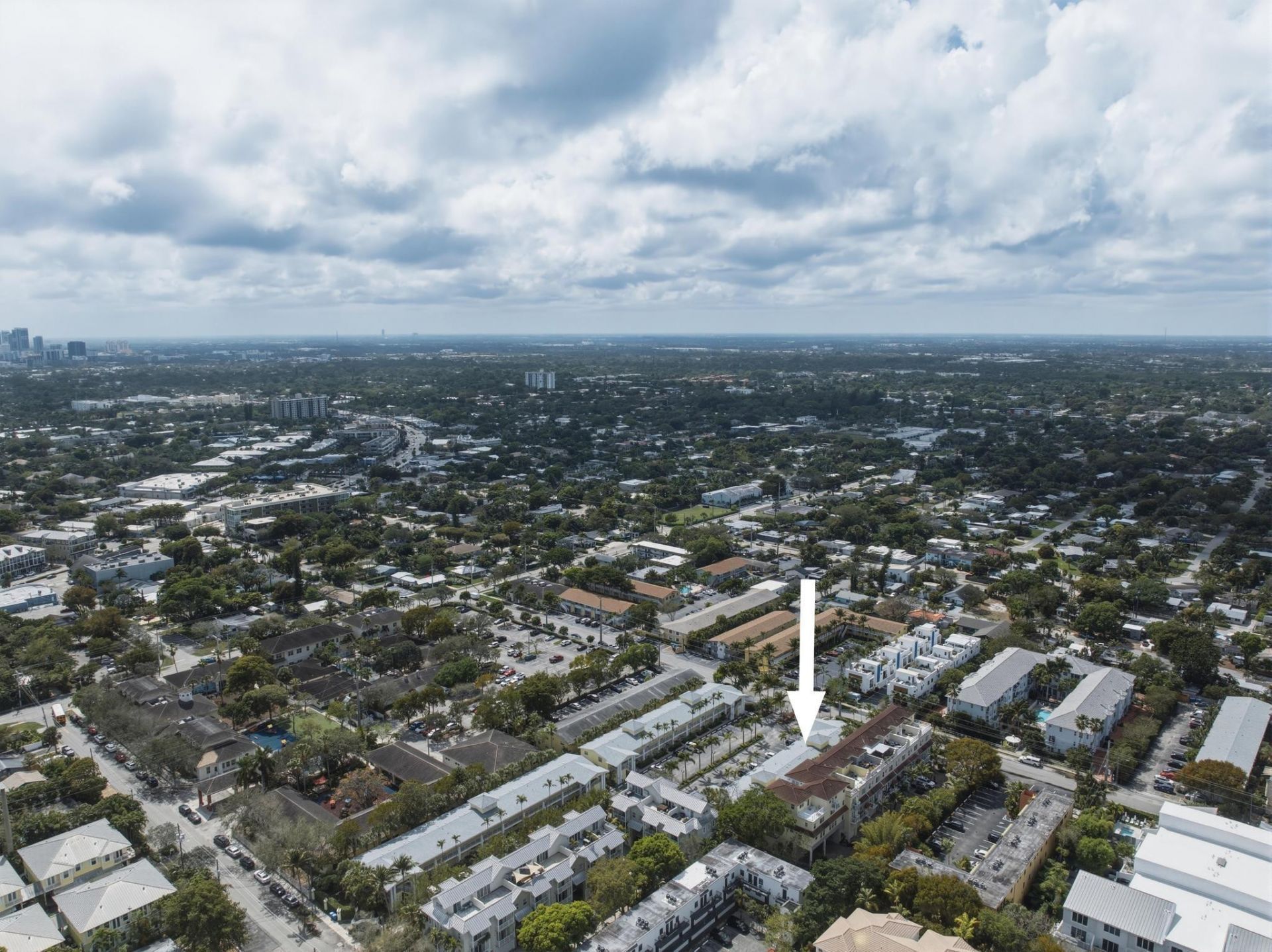 2660 NE 8th Ave, Unit 102, Wilton Manors, FL 33334 Photo