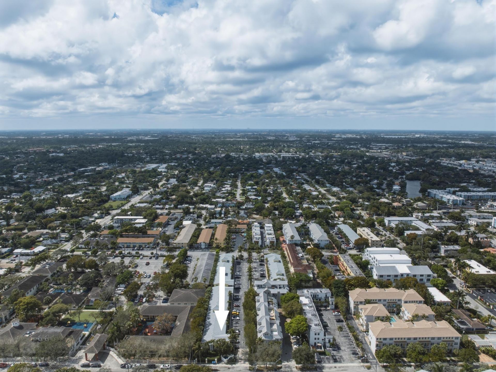 2660 NE 8th Ave, Unit 102, Wilton Manors, FL 33334 Photo