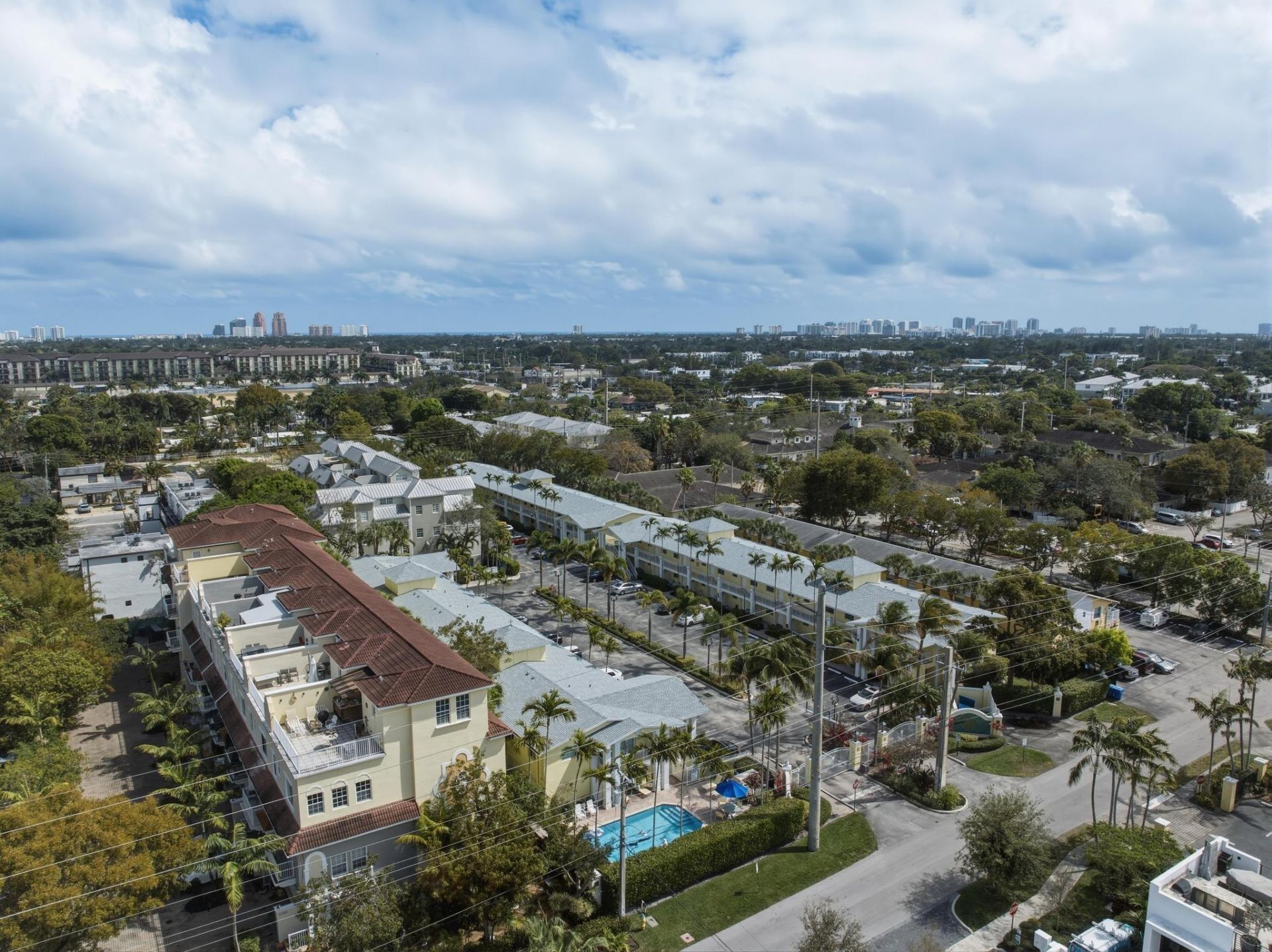 2660 NE 8th Ave, Unit 102, Wilton Manors, FL 33334 Photo